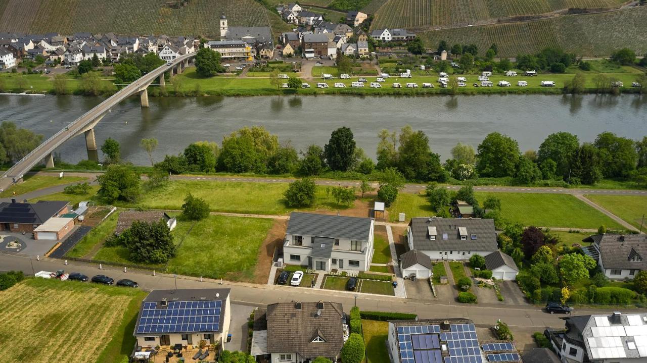 Kinheim Mittelmosel Panorama Ferienwohnung מראה חיצוני תמונה